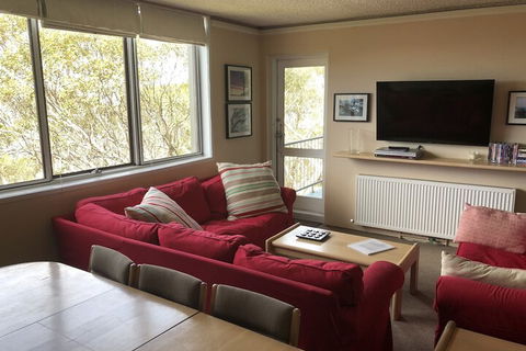 Snowflake 14 - Accommodation Redcliffe 2