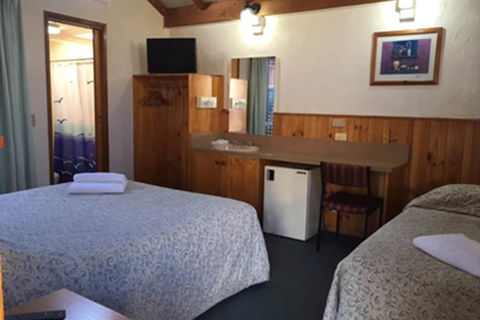 Railway Motel Myrtleford - Accommodation Redcliffe 7