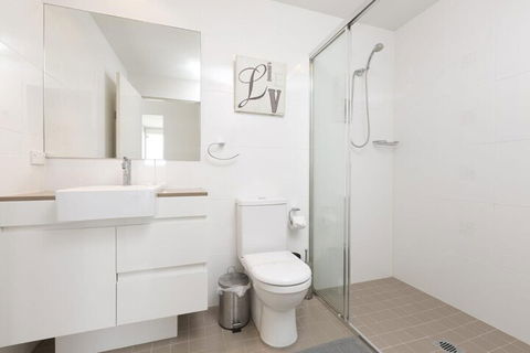Waterline 202 - Accommodation Redcliffe 4