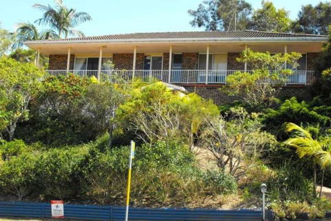 Kularoo House - Accommodation Redcliffe 1