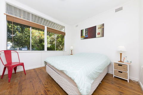 Douglas Cottage - Accommodation Redcliffe 1