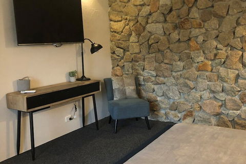 Scandi Stayz Retreat 1 - Accommodation Redcliffe 7