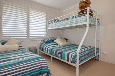Kamilaroi Unit 6, 58-60 Magnus Street - Accommodation Redcliffe 3