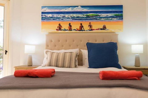 VUES At Salamander Bay - Accommodation Redcliffe 2