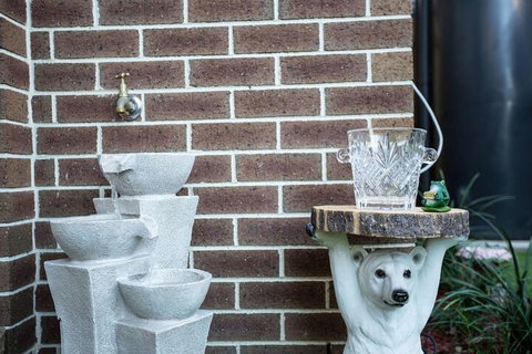 AUJOY 4 Bed Townhouse Burwood 2 - Accommodation Redcliffe 2