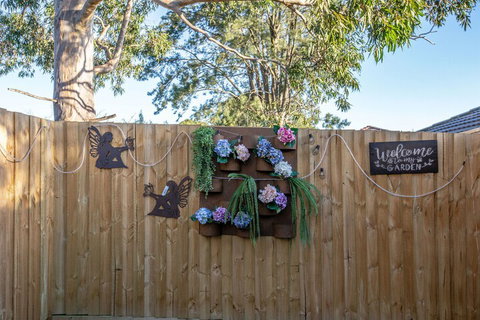 AUJOY 4 Bed Townhouse Burwood 2 - Accommodation Redcliffe 1