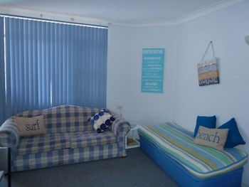 Forster Lodge 16 - Accommodation Redcliffe 4