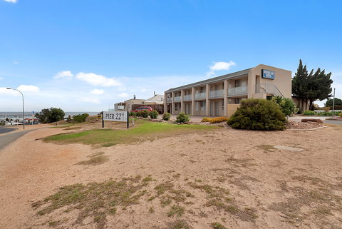 Moonta Bay Motel - Accommodation Redcliffe 0