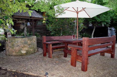 1 School Road Wandiligong - Accommodation Redcliffe 1