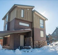 Winterfell - Accommodation Redcliffe