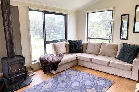 Winterfell - Accommodation Redcliffe 4