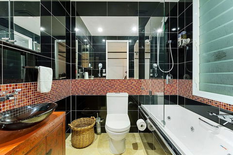 Ocean Pearl On Eclipse - Accommodation Redcliffe 6