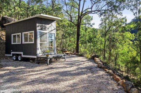 Tiny St. Albans - Accommodation Redcliffe 1