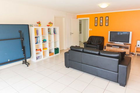Salt 37 Oceanview Drive - Accommodation Redcliffe 3