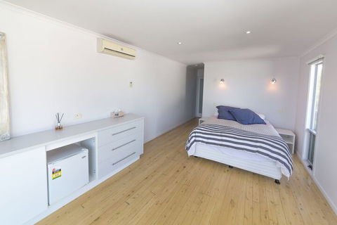 Coorumbene 8 Scenic Way - Accommodation Redcliffe 6