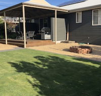 7 Horizon Parade - Accommodation Redcliffe