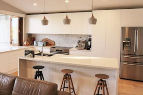 Riverlily - Accommodation Redcliffe 0
