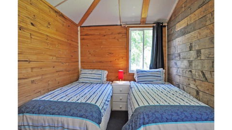 MY Fair Lady External Bathroom PET Friendly - Accommodation Redcliffe 6