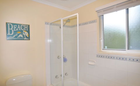 Bangalla Inlet Side - Accommodation Redcliffe 6