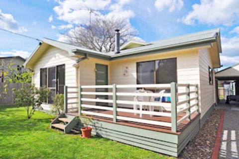 Aqua Escape On Anderson Free Wifi & Netflix PET Friendly - Accommodation Redcliffe 0