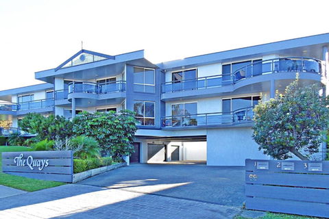 QUAYS 6 - Accommodation Redcliffe 5