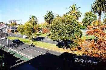 Eastern Townhouse Serviced Apartment - Accommodation Redcliffe 0