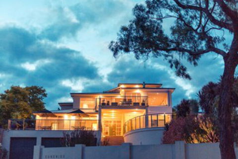 Eugenies Luxury Accommodation - Accommodation Redcliffe 0