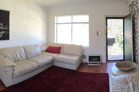 Luna Apartments - Accommodation Redcliffe 1