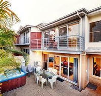 Coffs Beach Houses - Accommodation Redcliffe