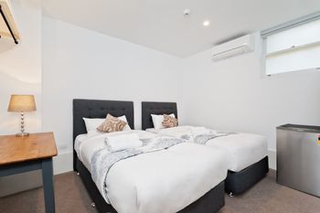 The Manere - Accommodation Redcliffe 4