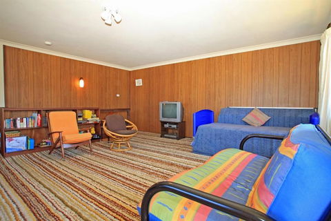 Berrara Cove Beach House - Accommodation Redcliffe 1