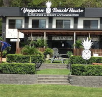 Yeppoon Beachhouse - Hostel - Accommodation Redcliffe