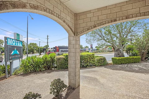Great Divide Motor Inn - Accommodation Redcliffe 1