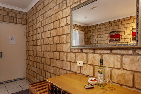 Great Divide Motor Inn - Accommodation Redcliffe 7