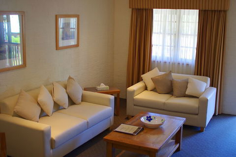 Retreat At Wisemans - Accommodation Redcliffe 6