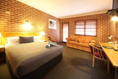 Retreat At Wisemans - Accommodation Redcliffe 5