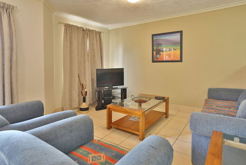 K Resort - Accommodation Redcliffe 4