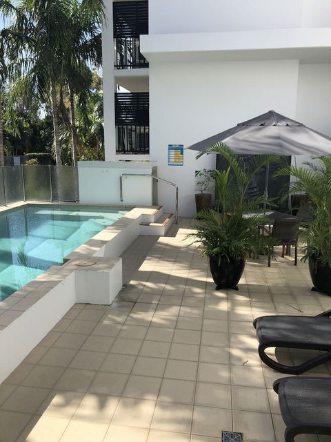 Elysium Apartments - Accommodation Redcliffe 2