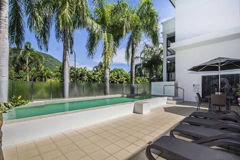 Elysium Apartments - Accommodation Redcliffe 3