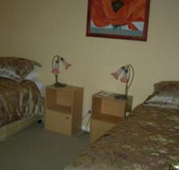 Busy Buzz B  B - Accommodation Redcliffe