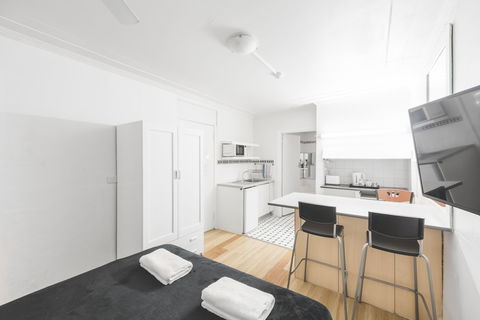 Manly Waves Hotel - Accommodation Redcliffe 6