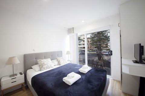 Manly Waves Hotel - Accommodation Redcliffe 5