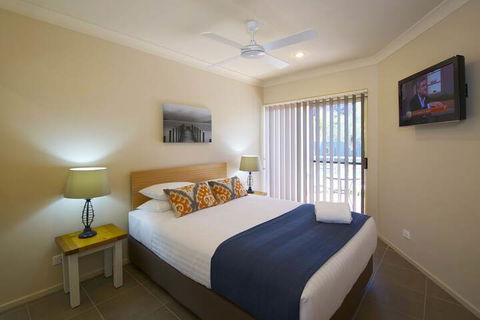 Marty's @ Little Beach - Accommodation Redcliffe 6