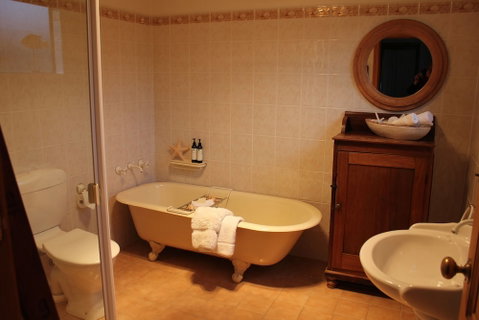 Boathouse - Birks River Retreat - Birks Harbour - Accommodation Redcliffe 4