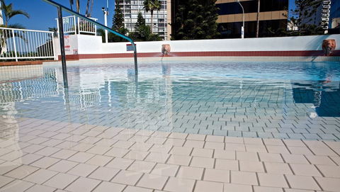 Raffles Royale - Accommodation Redcliffe 4