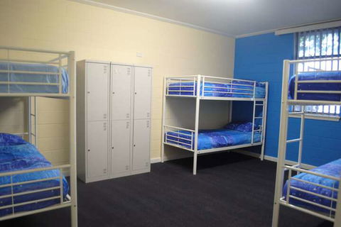Port Adelaide Backpackers - Accommodation Redcliffe 4