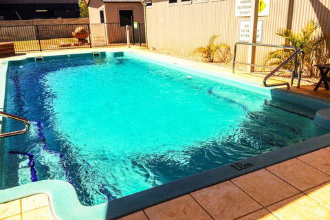 Spinifex Hotel - Accommodation Redcliffe 1