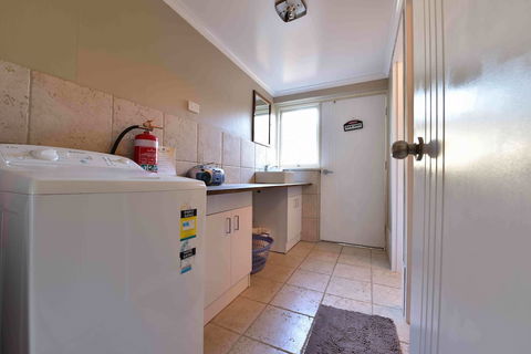 Kalbarri Sunset Villa - Accommodation Redcliffe 6