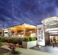 Vale Hotel - Accommodation Redcliffe