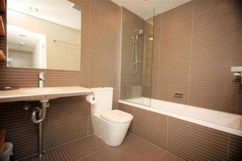 Boomerang Breeze 1 - Accommodation Redcliffe 2